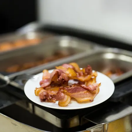 Alcides Ponta Delgada