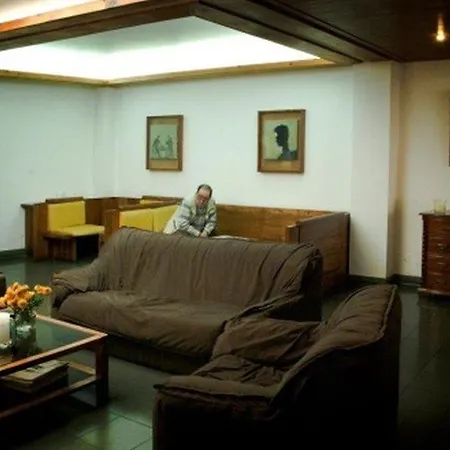 Alcides Ponta Delgada