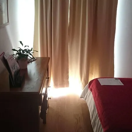 Alcides Ponta Delgada